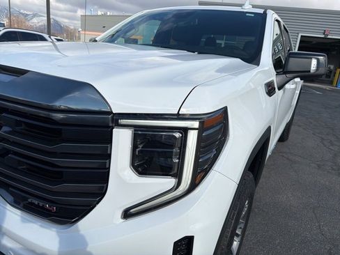 Used 2023 GMC Sierra 1500 AT4 image 21