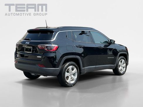 Used 2021 Jeep Compass Latitude AWD/4WD image 7
