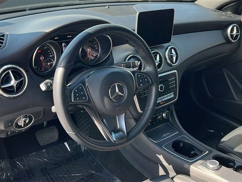 Used 2019 Mercedes-Benz CLA 250 image 9