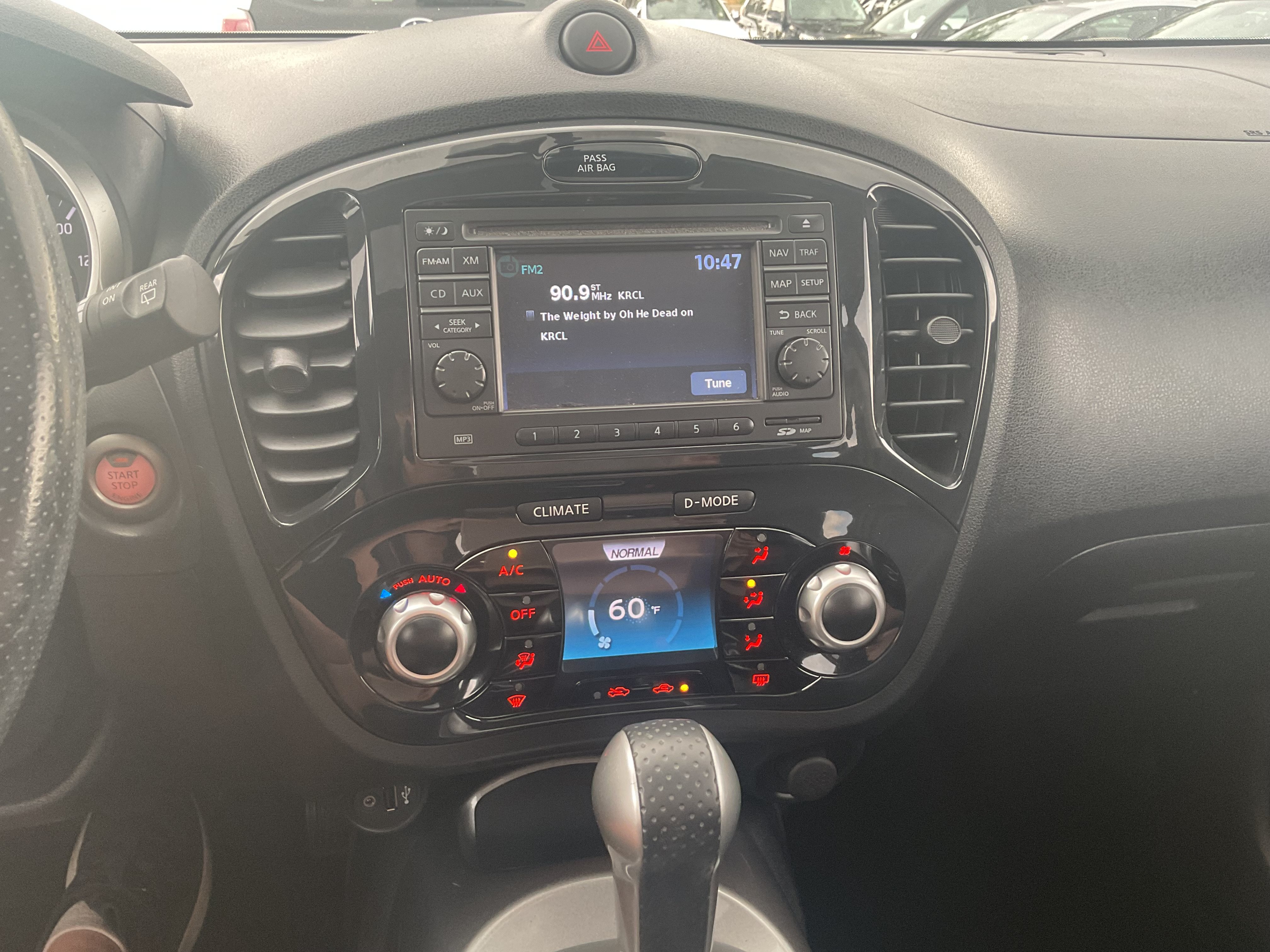 Used 2012 Nissan Juke SL AWD/4WD image 10