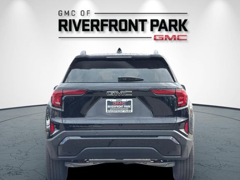 New 2026 GMC Terrain Elevation w/ Elevation Premium Package AWD/4WD image 4