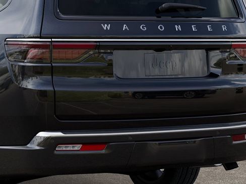 New 2025 Jeep Wagoneer L Series II w/ Premium Group I AWD/4WD image 13