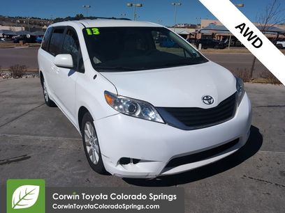 Used 2013 Toyota Sienna LE w/ Towing Pkg
