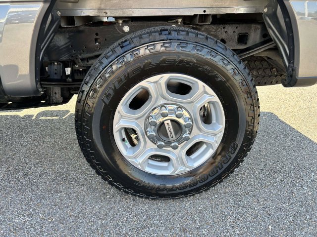 Used 2026 Ford F250 XLT AWD/4WD image 3