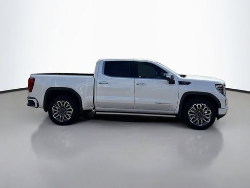 Used 2023 GMC Sierra 1500 Denali Ultimate AWD/4WD image 8