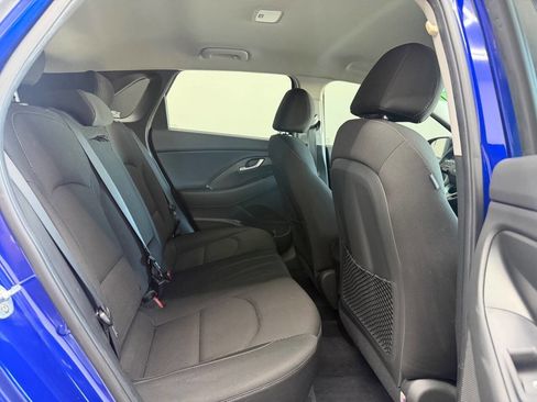 Used 2019 Hyundai Elantra GT image 24