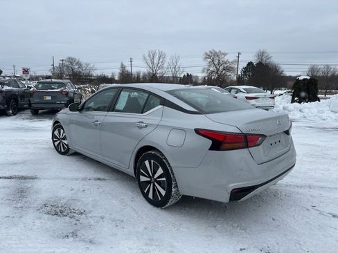 Used 2022 Nissan Altima 2.5 SV image 4