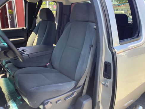 Used 2008 GMC Sierra 1500 SLE w/ Power Pack Plus AWD/4WD image 10