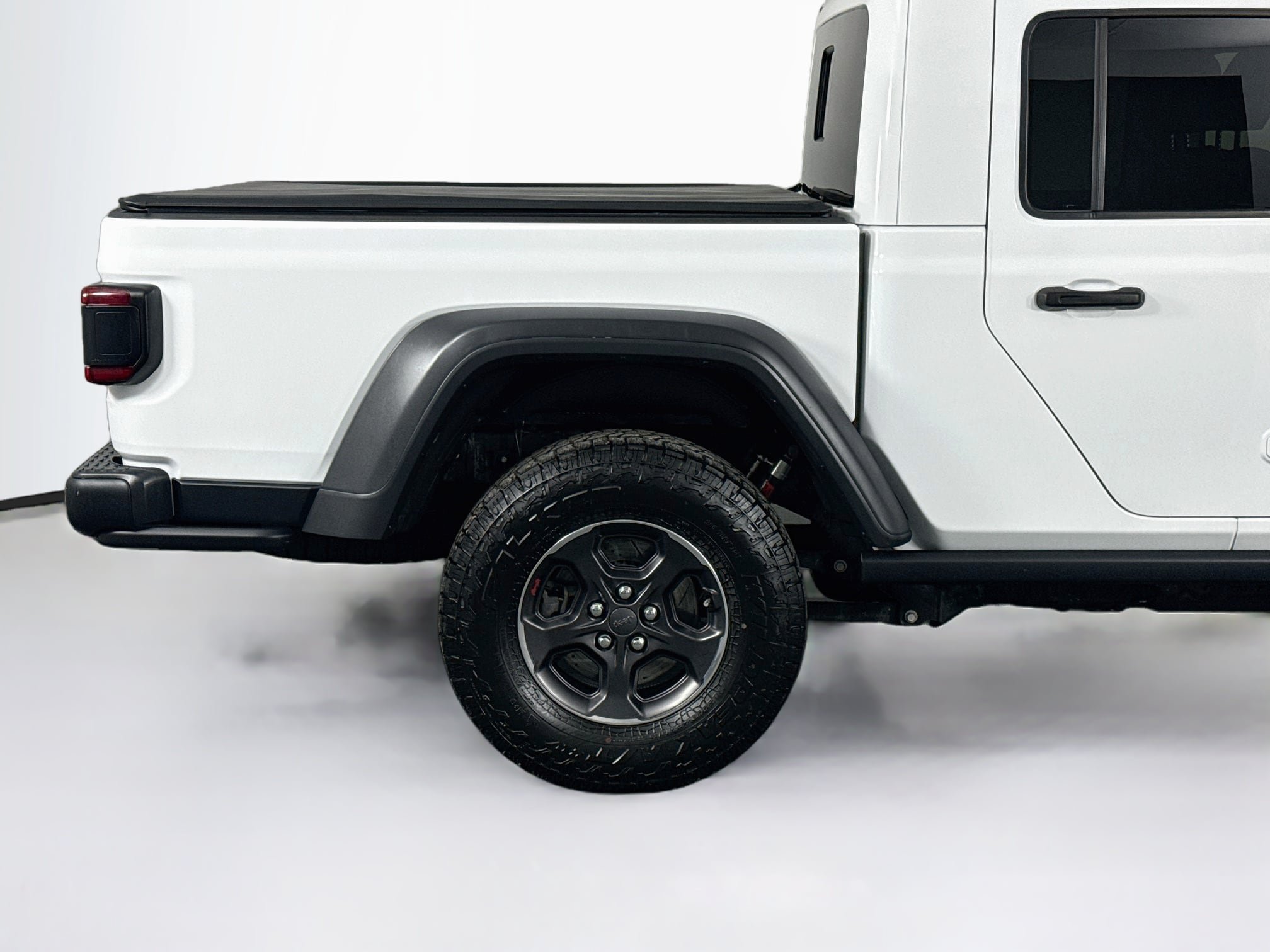 Used 2021 Jeep Gladiator Rubicon AWD/4WD image 42