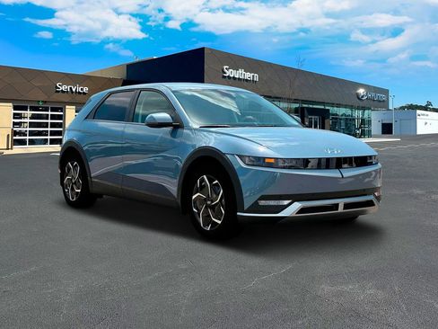 New 2024 Hyundai Ioniq 5 SEL image 12