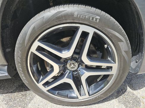 Used 2018 Mercedes-Benz GLS 550 4MATIC image 29