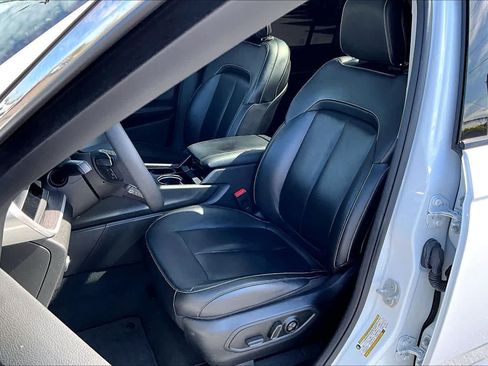 Used 2022 Jeep Grand Cherokee Limited 4xe AWD/4WD image 11