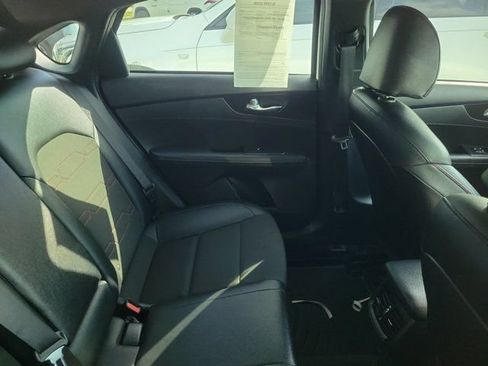 Used 2020 Kia Forte GT FWD image 3