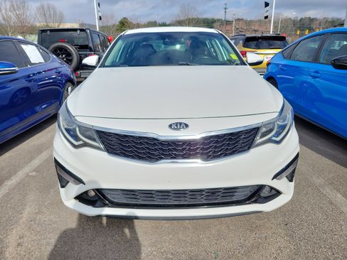 Used 2019 Kia Optima S image 2