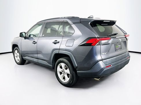 Used 2021 Toyota RAV4 XLE AWD/4WD image 5