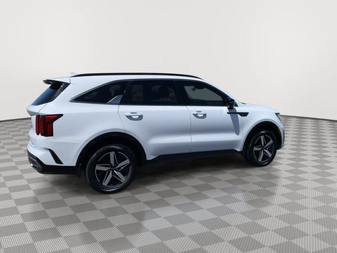 Used 2022 Kia Sorento EX w/ Panoramic Sunroof Package FWD image 7