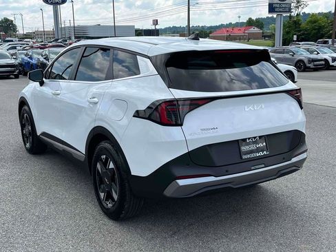 Certified 2026 Kia Sportage LX w/ LX Convenience Package FWD image 30
