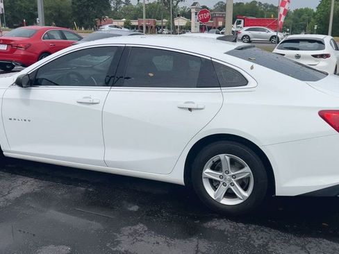 Used 2022 Chevrolet Malibu LS FWD image 6