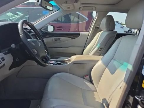 Used 2007 Lexus LS 460 RWD image 5