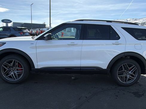 New 2026 Ford Explorer ST-Line w/ ST-Line Street Pack image 6