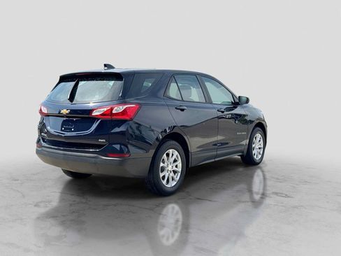 Used 2020 Chevrolet Equinox LS AWD/4WD image 6