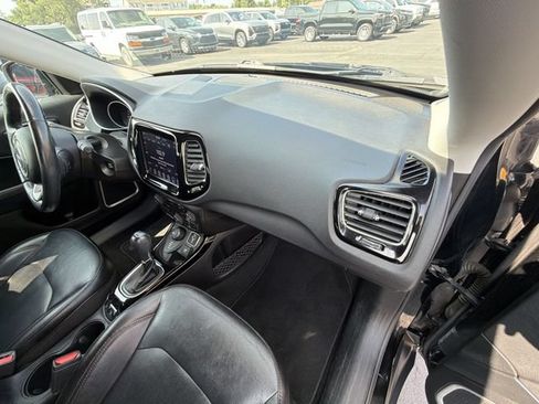 Used 2020 Jeep Compass Limited AWD/4WD image 28