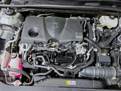 Certified 2022 Toyota Camry SE image 26
