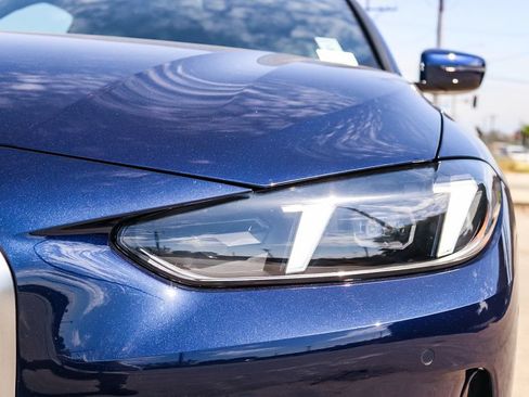 Certified 2025 BMW 430i Coupe w/ Premium Package RWD image 10
