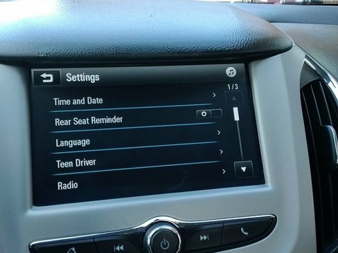 Used 2018 Chevrolet Cruze LS FWD image 18