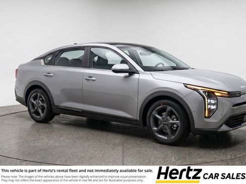 Used 2025 Kia K4 FWD image 1