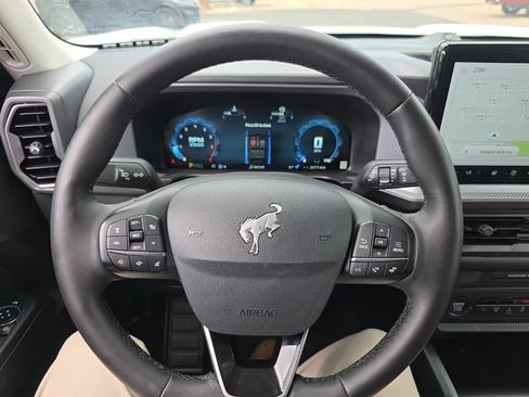Used 2025 Ford Bronco Sport Outer Banks w/ Outer Banks Tech Package+ AWD/4WD image 22