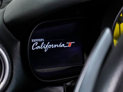 Certified 2017 Ferrari California T image 36