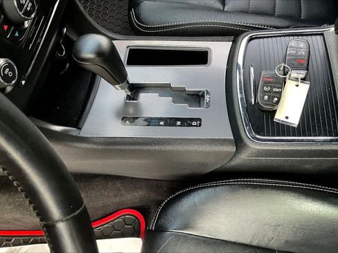 Used 2012 Dodge Charger R/T RWD image 17