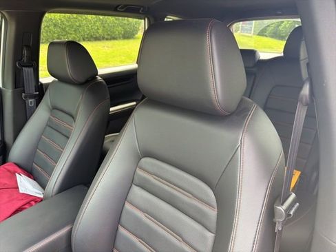 Used 2025 Honda CR-V Sport-L image 10