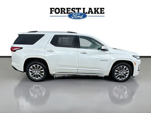 Used 2023 Chevrolet Traverse High Country w/ LPO, Floor Liner Package image 8