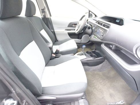 Used 2014 Toyota Prius C Four image 16