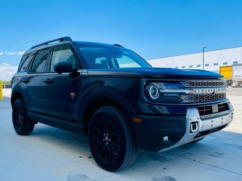 Certified 2025 Ford Bronco Sport Badlands AWD/4WD image 3