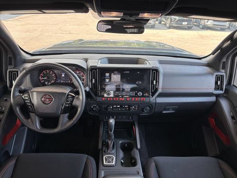 Used 2026 Nissan Frontier PRO-4X AWD/4WD image 33