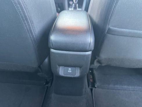 Used 2024 Nissan Versa SR image 12