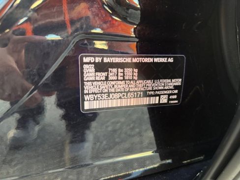 Used 2023 BMW i7 xDrive60 w/ Executive Package 2 image 23