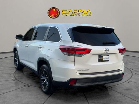 Used 2019 Toyota Highlander LE image 5