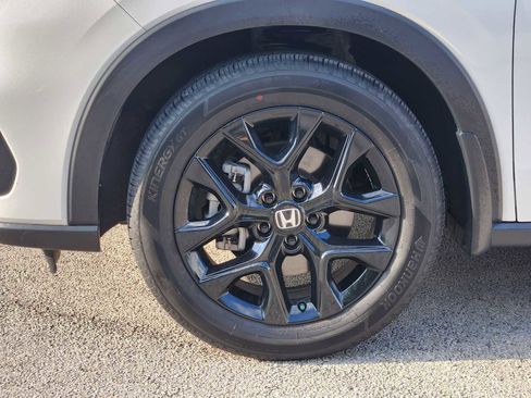 Used 2024 Honda HR-V Sport image 9