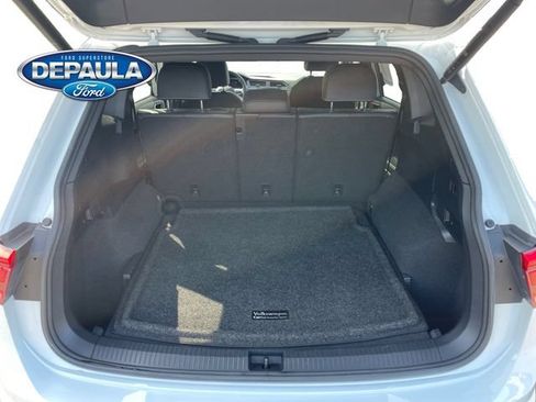Used 2022 Volkswagen Tiguan SE R-Line AWD/4WD image 6