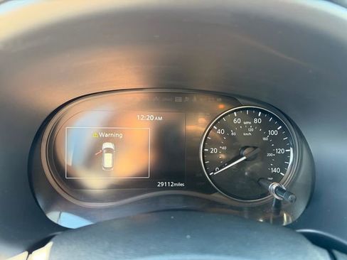 Used 2023 Nissan Kicks SV image 10