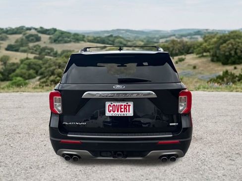 Used 2020 Ford Explorer Platinum w/ Premium Technology Package AWD/4WD image 8