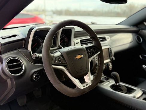 Used 2013 Chevrolet Camaro SS w/ SS Performance Package image 11