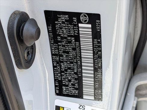 Used 2023 Toyota Camry SE FWD image 23
