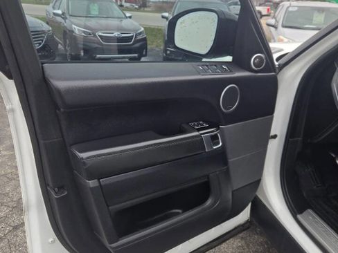 Used 2016 Land Rover Range Rover Sport Supercharged AWD/4WD image 12