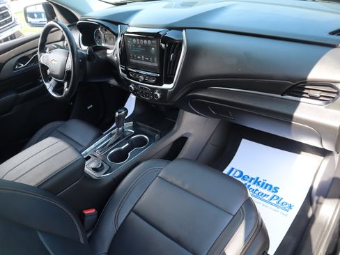 Used 2019 Chevrolet Traverse LT w/ LT Premium Package FWD image 32