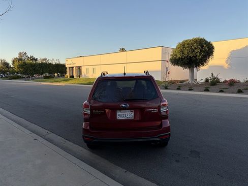 Used 2015 Subaru Forester 2.5i w/ Alloy Wheel Package image 5